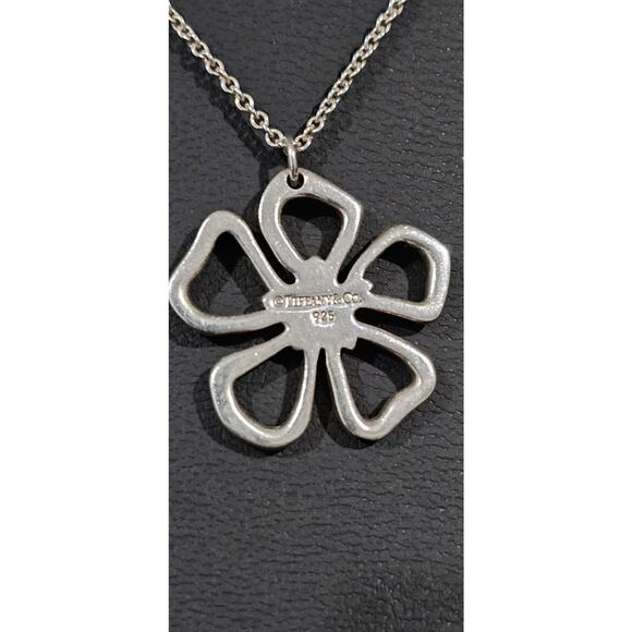 Tiffany & Co. Sterling Silver 925 Flower pendant necklace - Picture 1 of 5